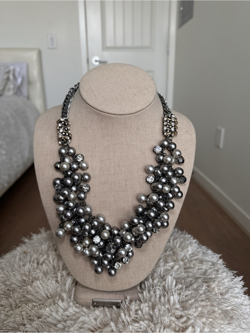 Stella & Dot Isadora Pearl & Rhinestone Faux Grey Cluster Statement Necklace